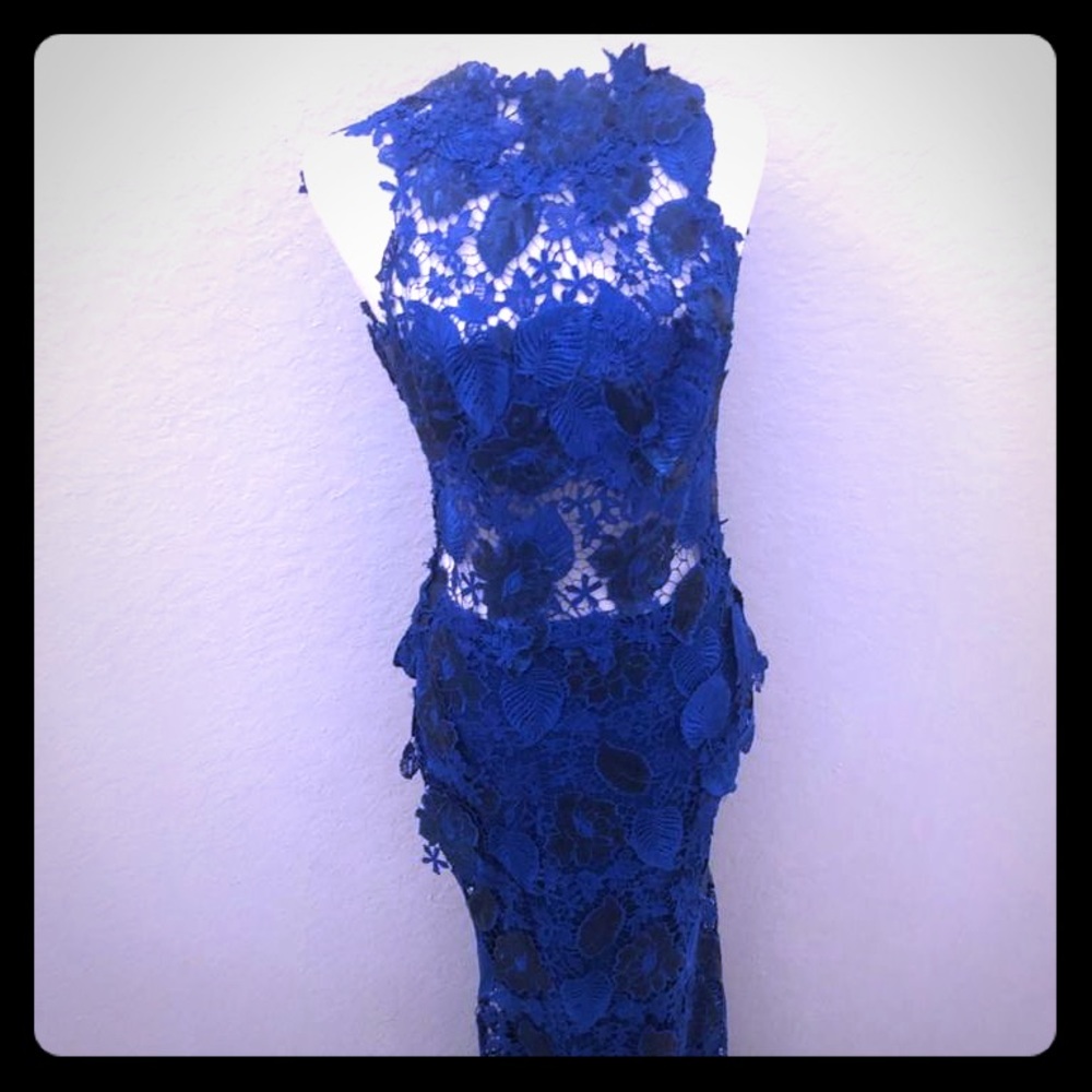 Custom made lace blue dress by designer Anel Verna